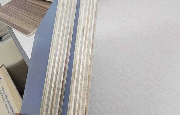 Ván ép phủ melamine